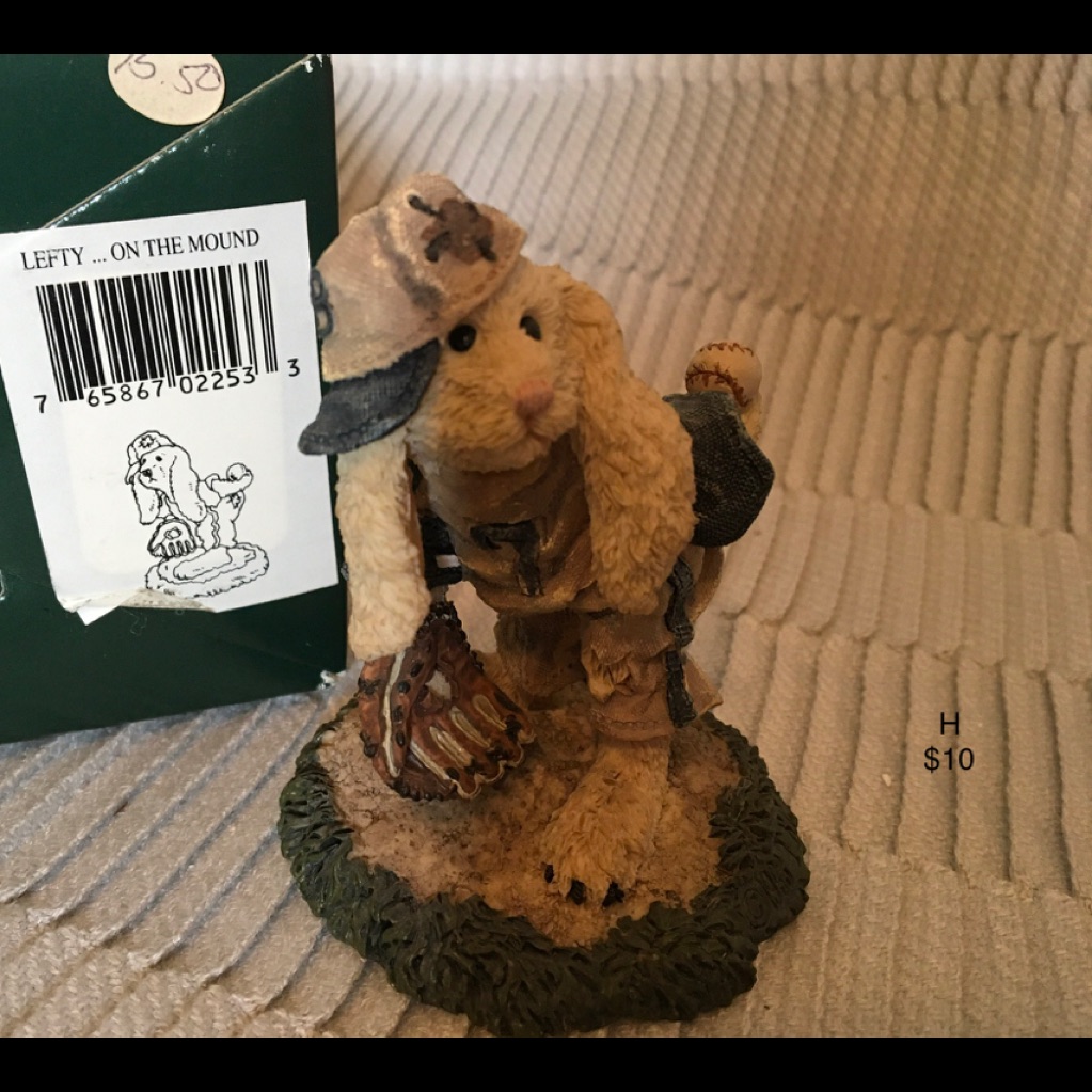 Boyds Bears  Lefty